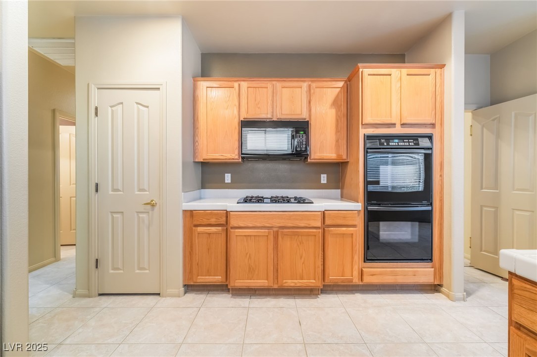 3512 Natural View Street