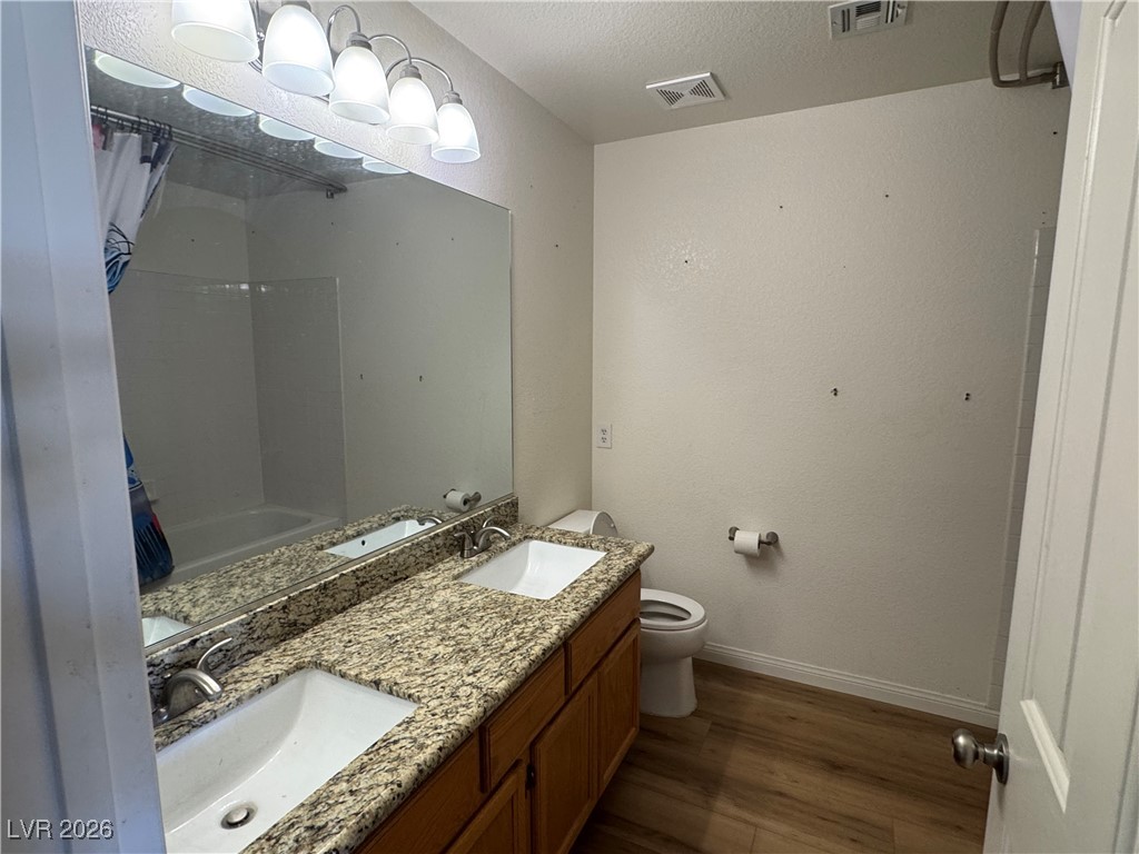 4400 Dunlap Crossing Street