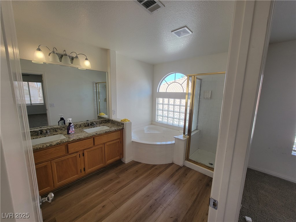 4400 Dunlap Crossing Street