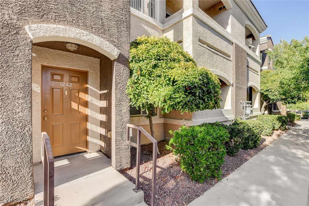 9303 Gilcrease Avenue 1242