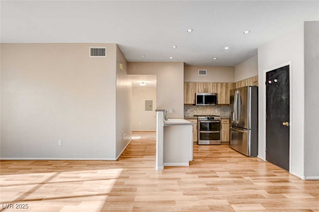 9303 Gilcrease Avenue 1242