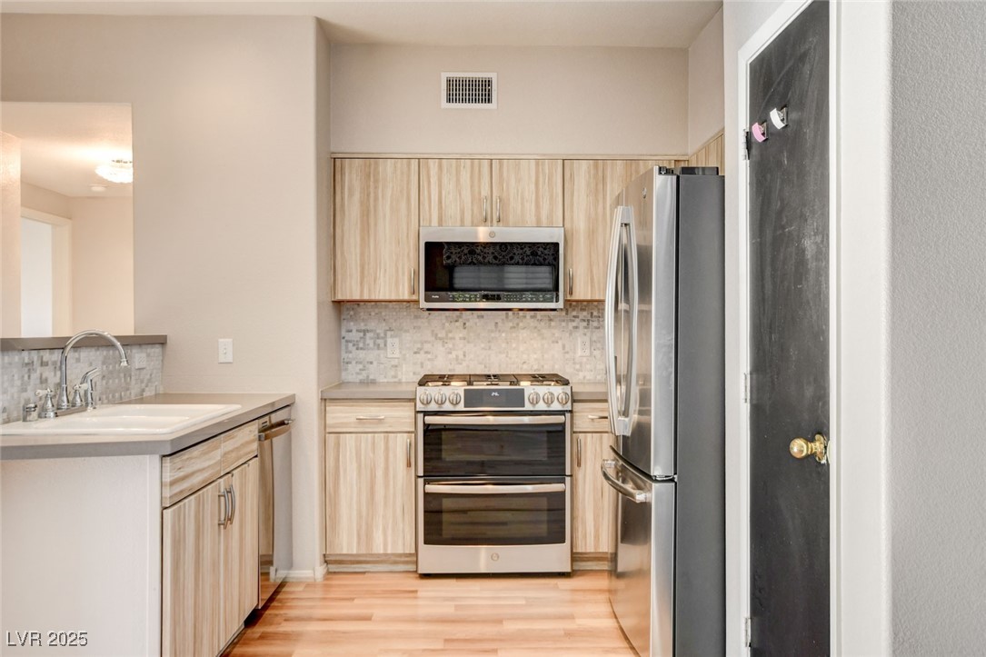 9303 Gilcrease Avenue 1242