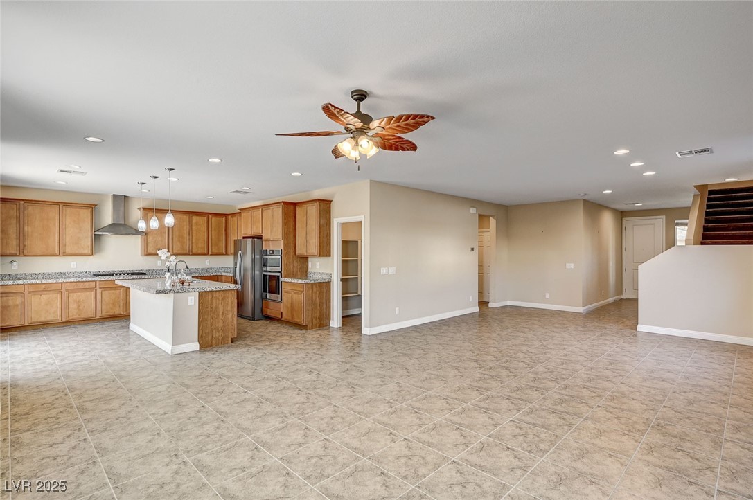 4630 Summer Azure Street