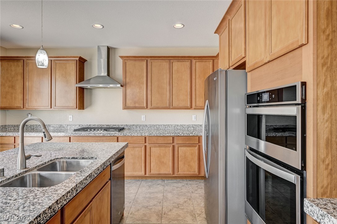 4630 Summer Azure Street