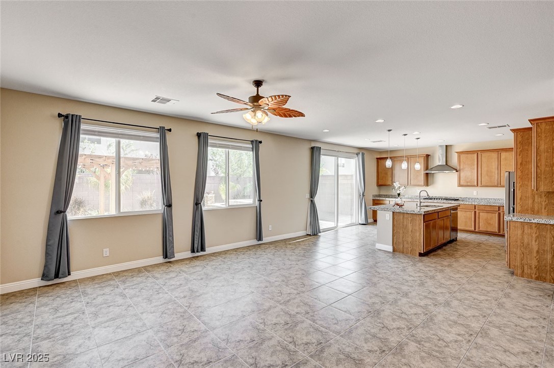 4630 Summer Azure Street