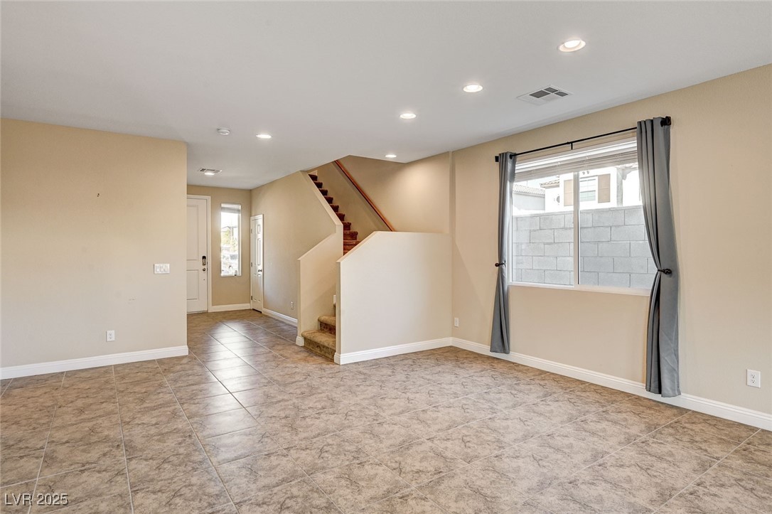 4630 Summer Azure Street