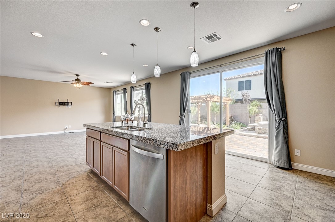 4630 Summer Azure Street