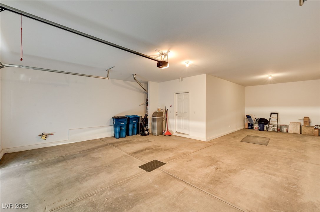 4630 Summer Azure Street