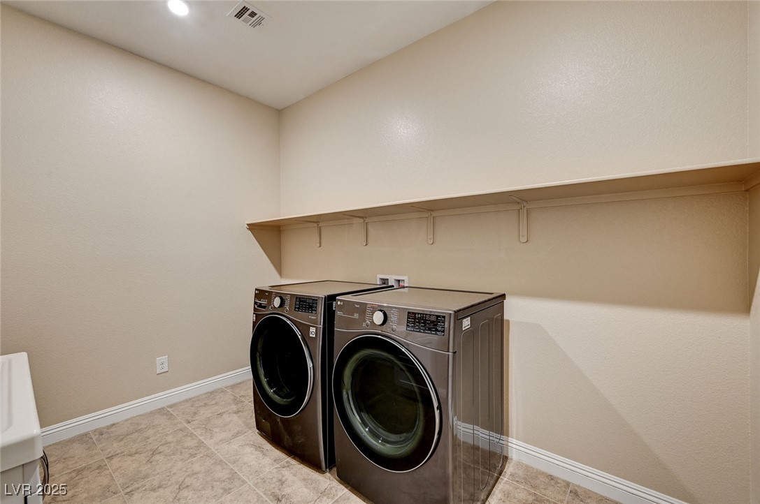 4630 Summer Azure Street