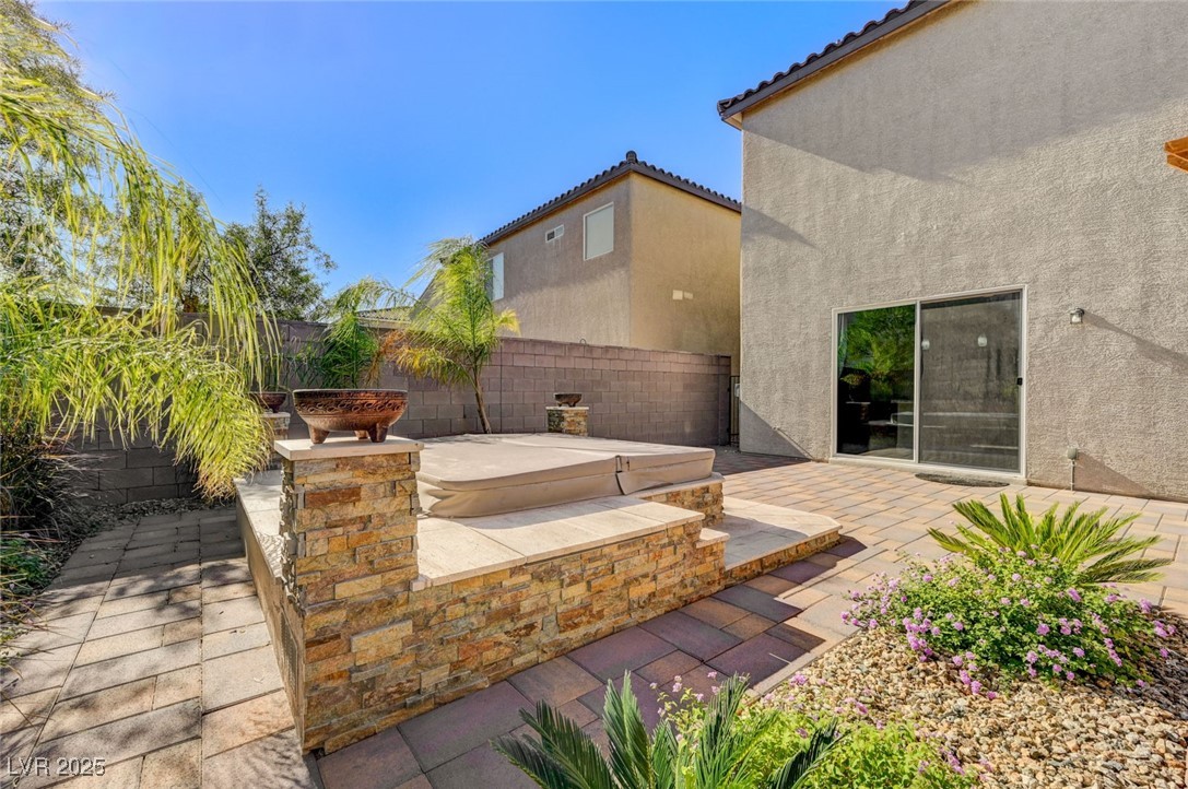 4630 Summer Azure Street