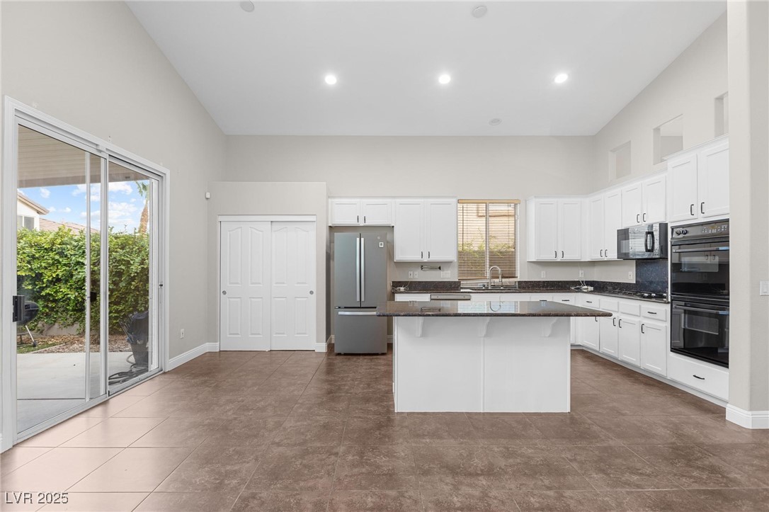 10116 Cypress Glen Avenue