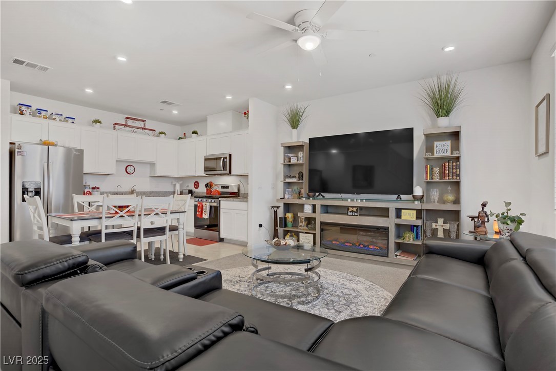 664 Foam Flower Lane