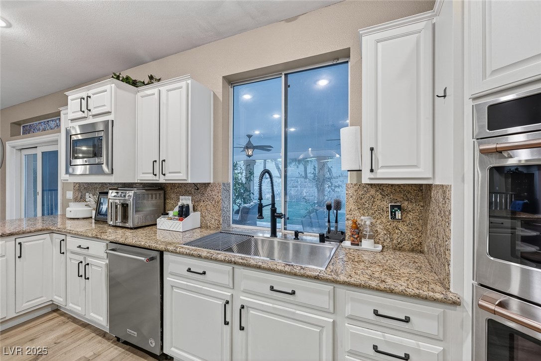 7631 Man O War Street