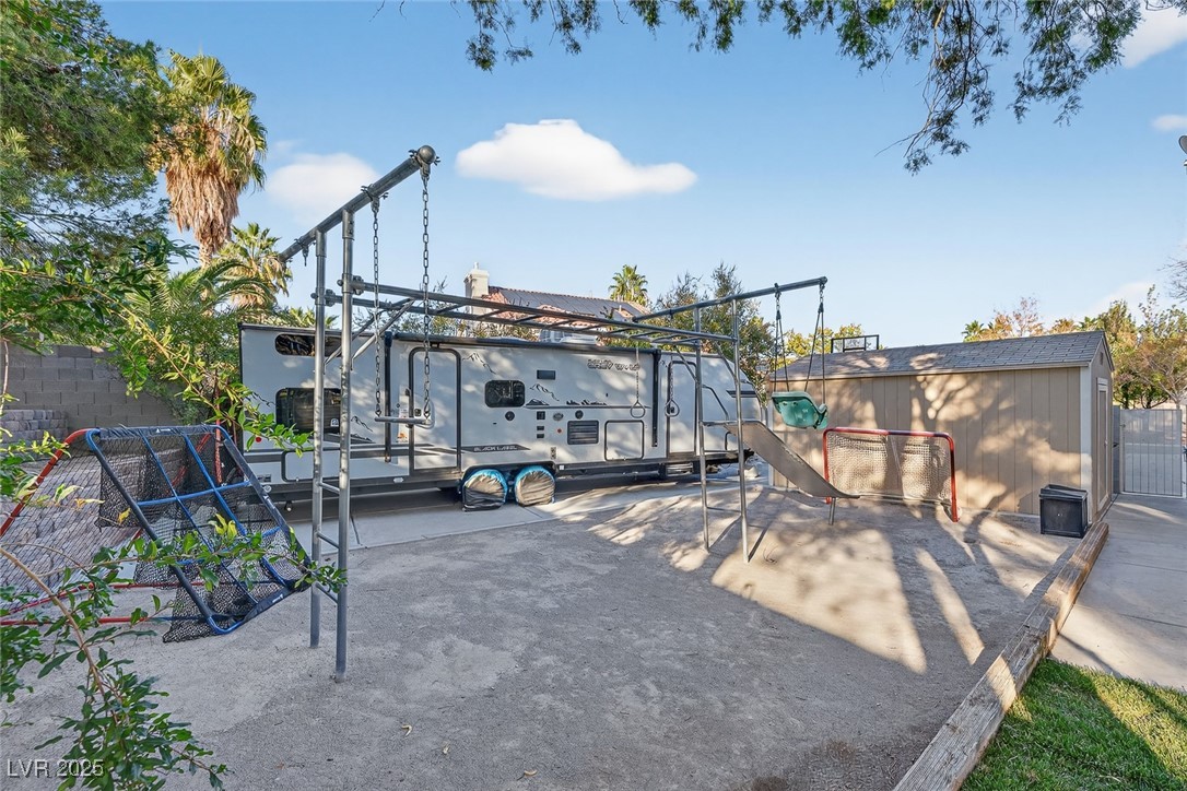 7631 Man O War Street