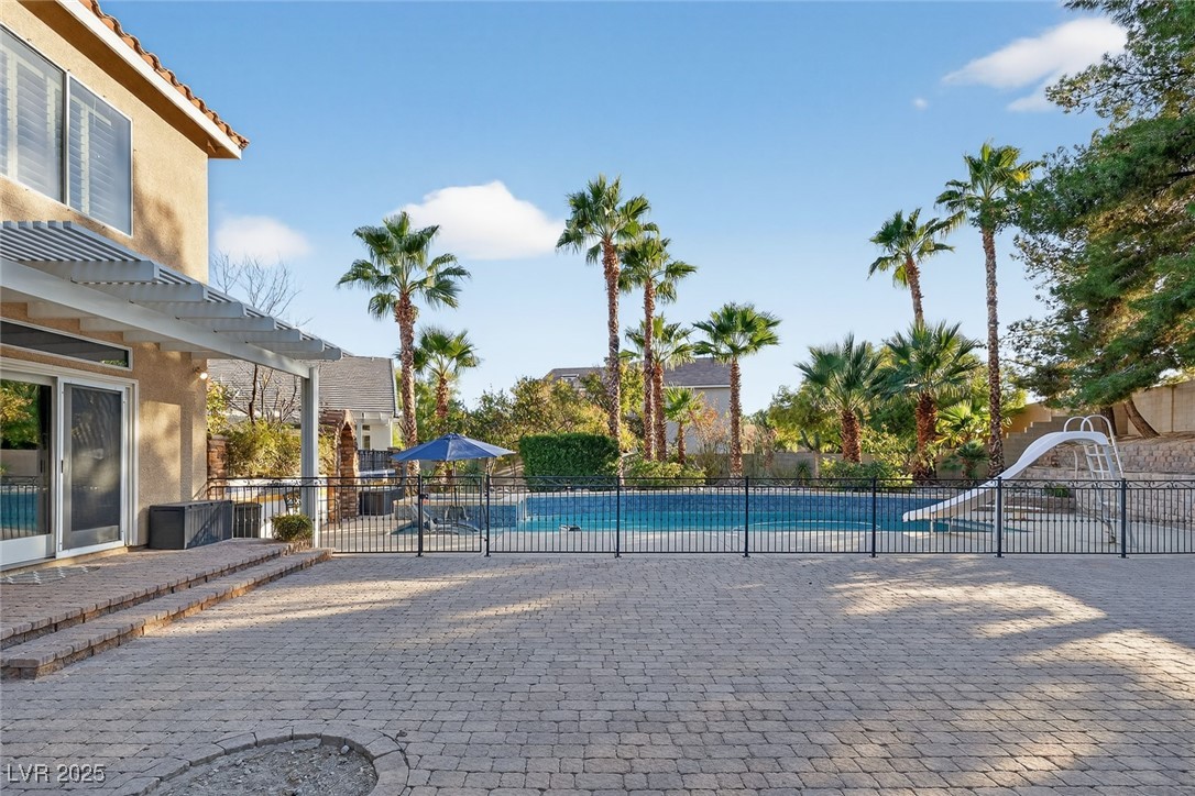 7631 Man O War Street