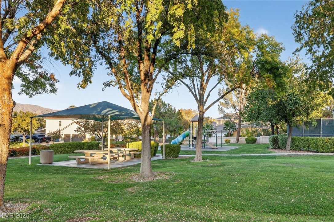 7631 Man O War Street