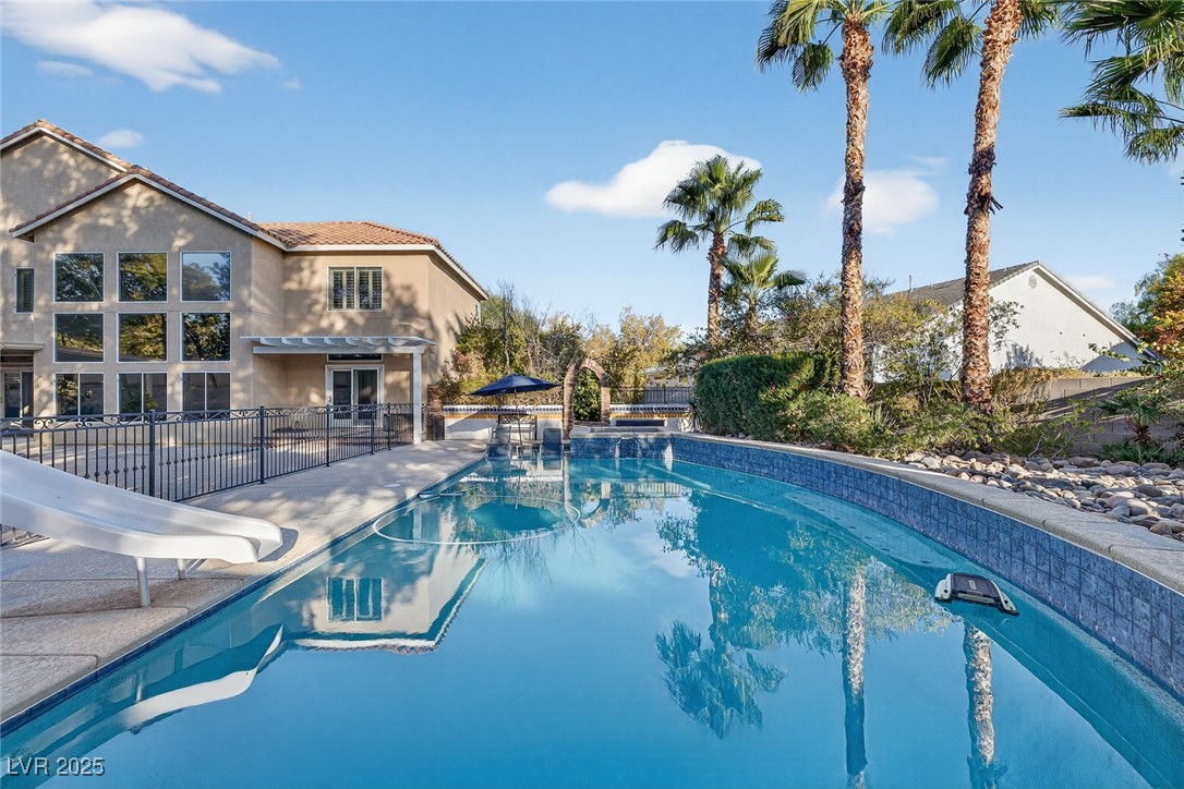 7631 Man O War Street