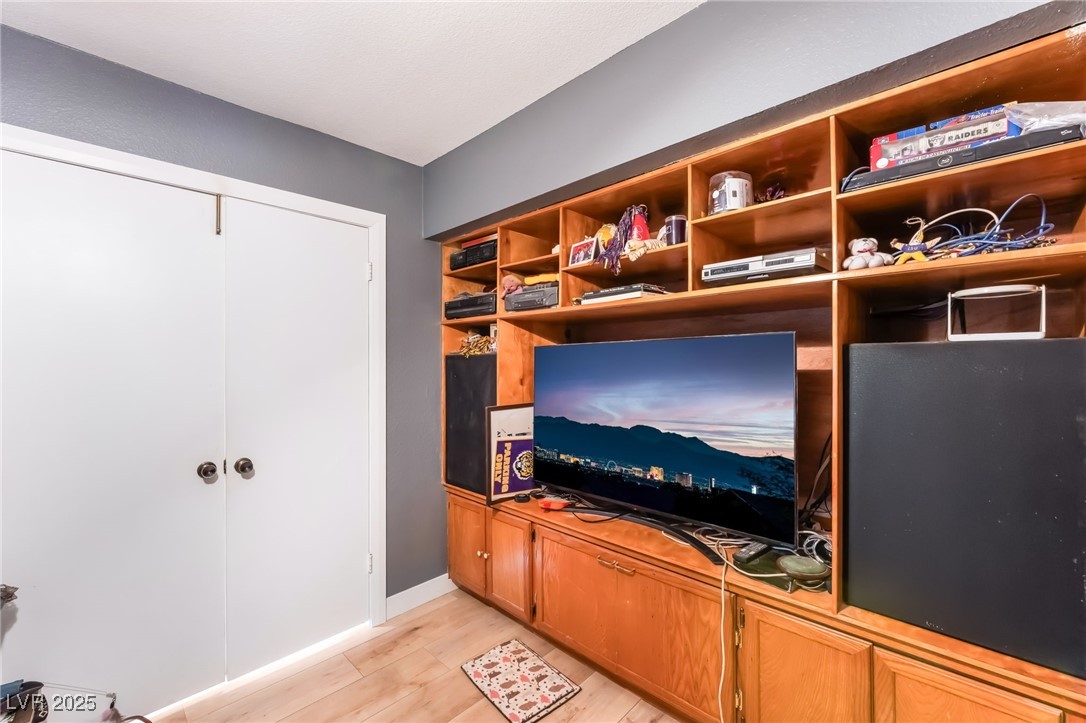 6217 Carmen Boulevard