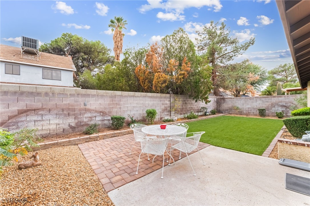 6217 Carmen Boulevard