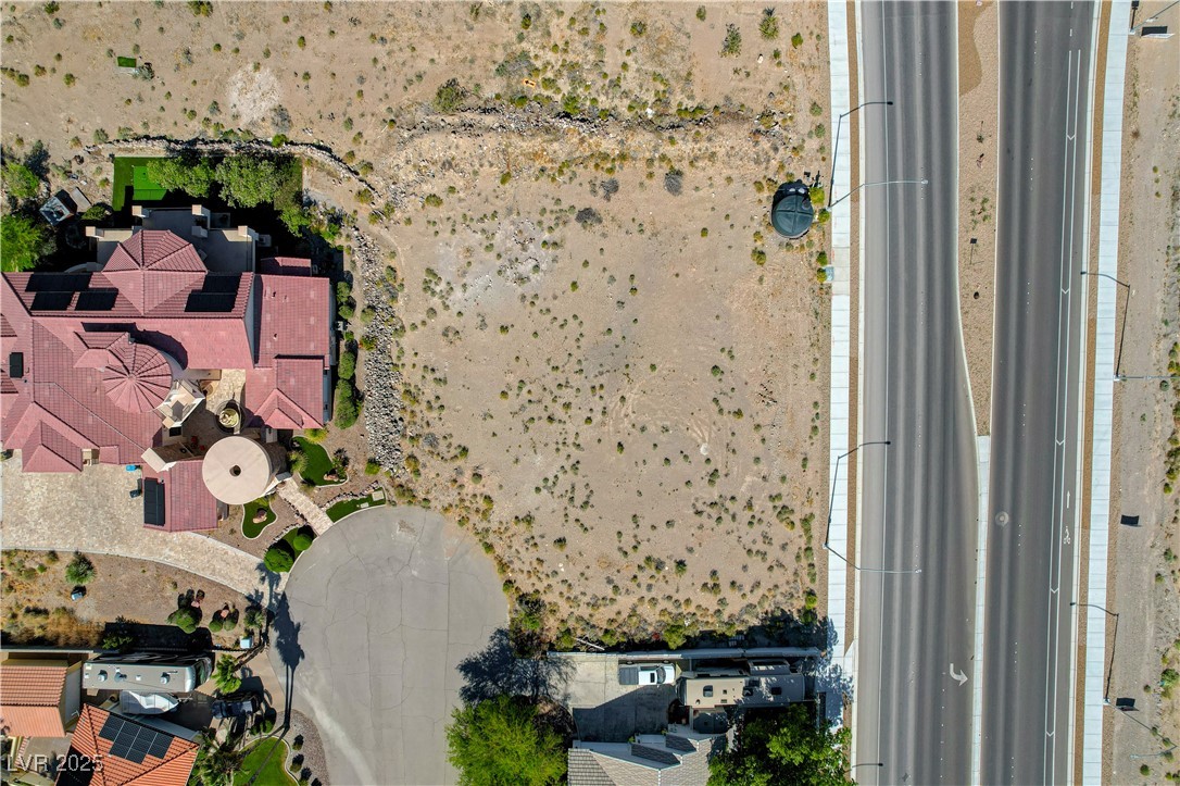 5575 Michelli Crest Way