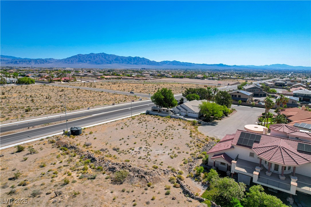 5575 Michelli Crest Way