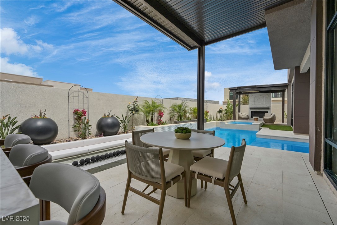 10718 Desert Heights Avenue