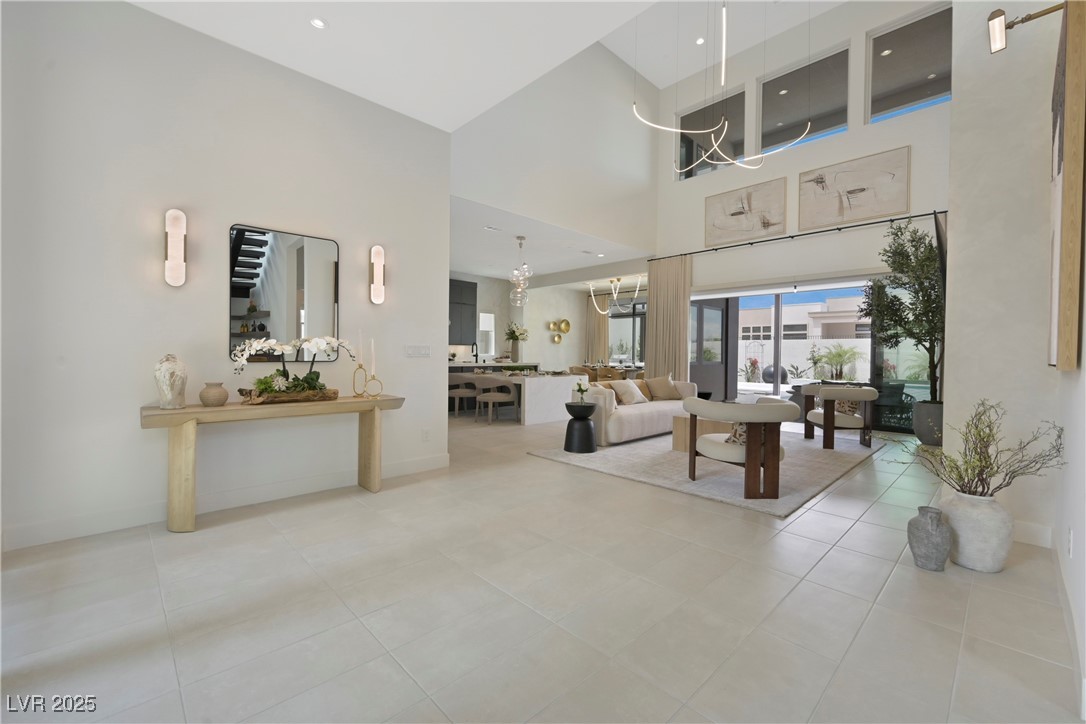 10718 Desert Heights Avenue