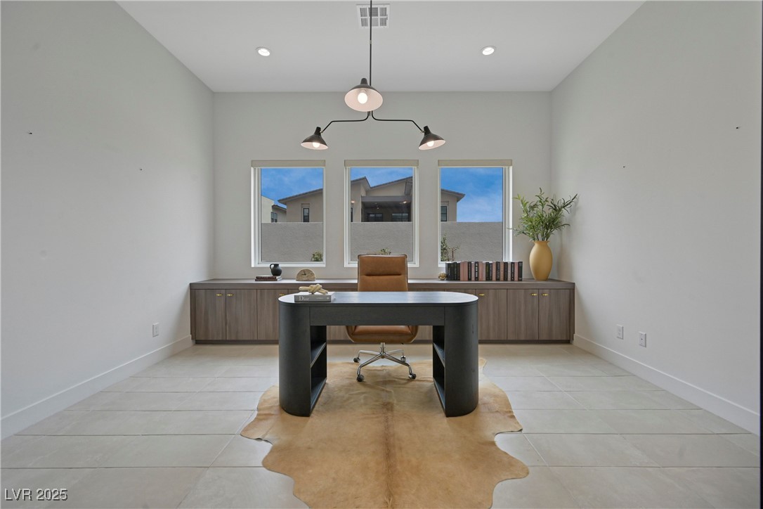 10718 Desert Heights Avenue