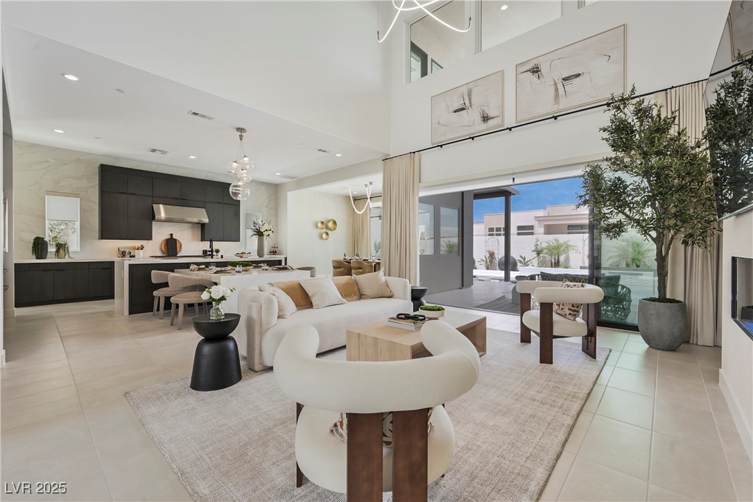 10718 Desert Heights Avenue