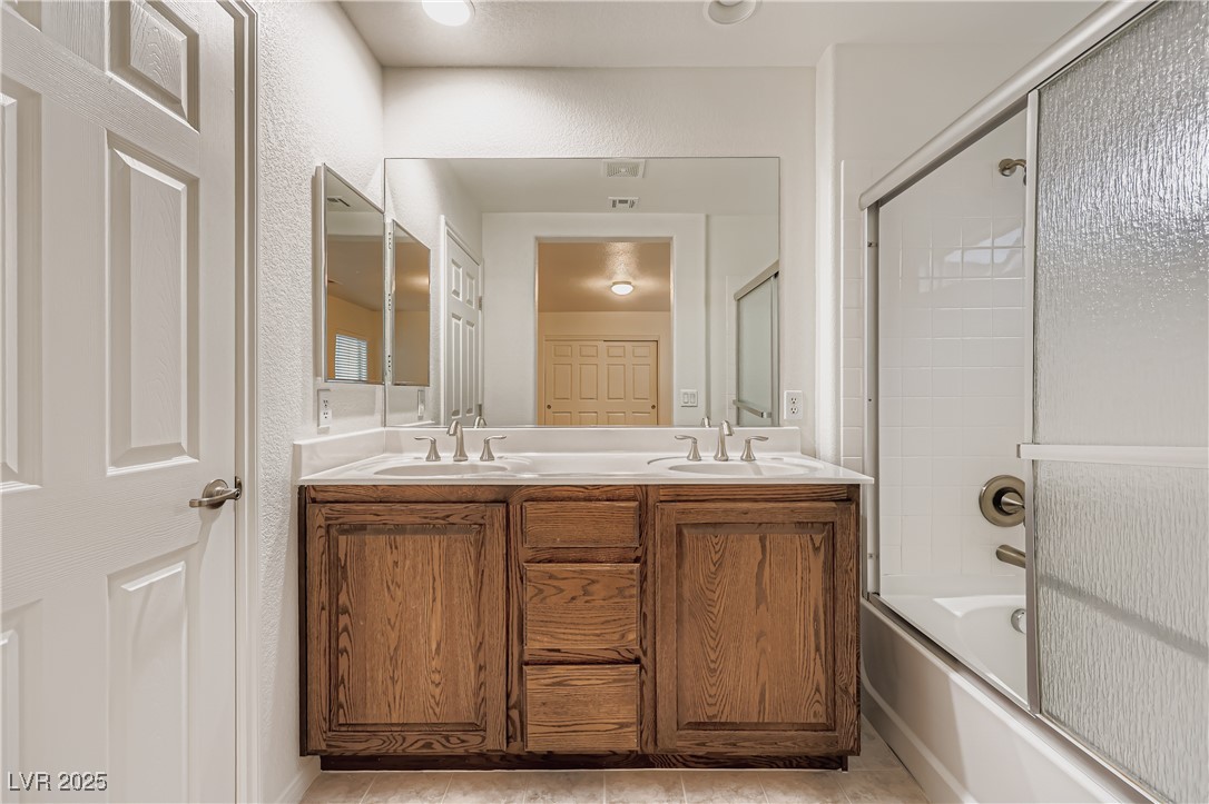 1719 Summer Blush Avenue