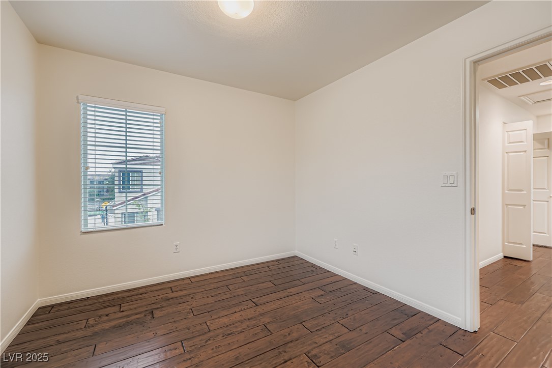 1719 Summer Blush Avenue