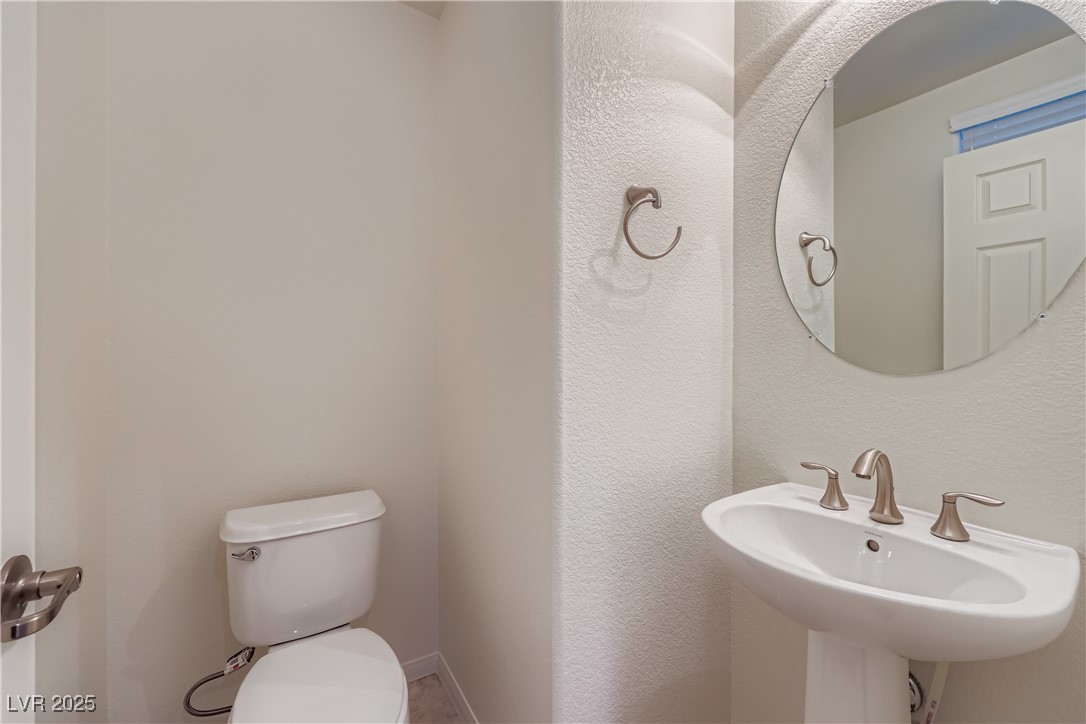 1719 Summer Blush Avenue