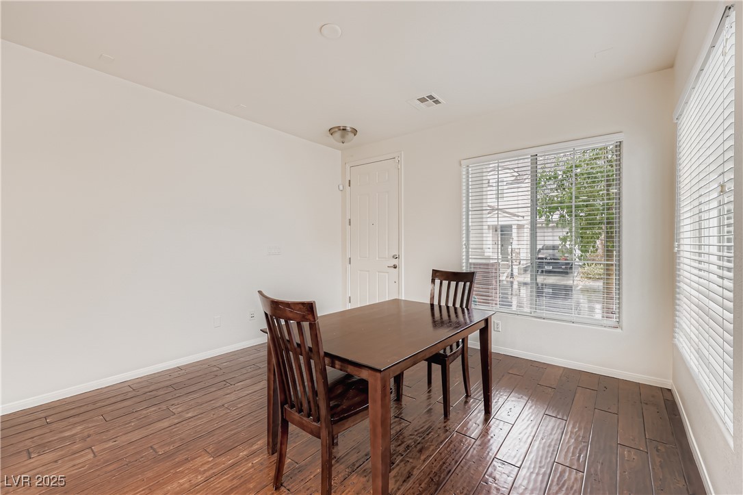 1719 Summer Blush Avenue