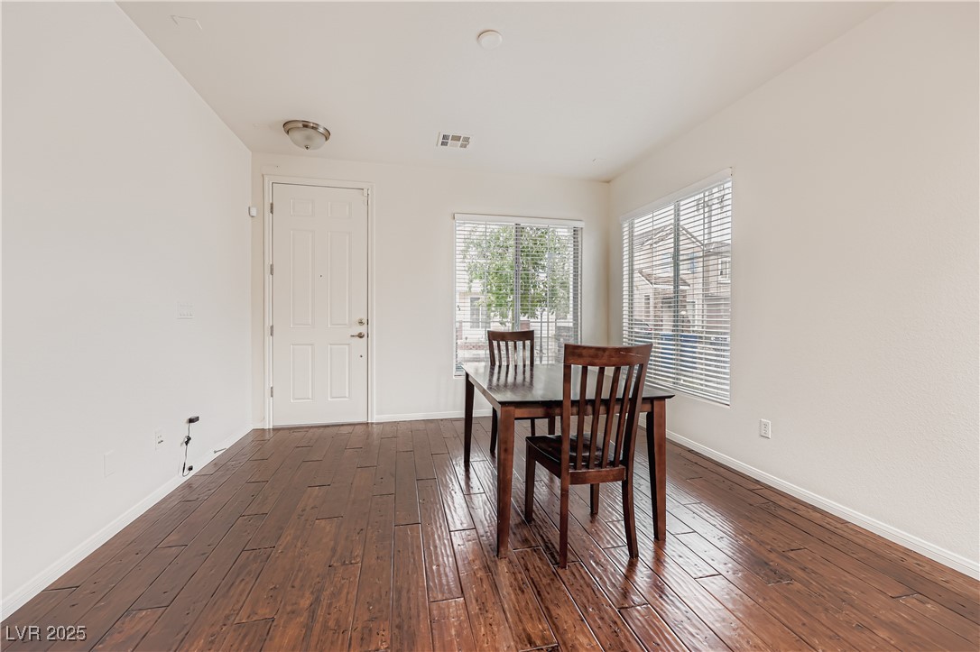 1719 Summer Blush Avenue