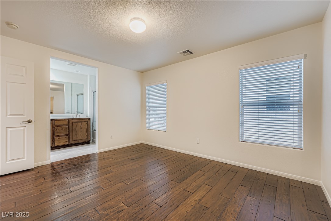 1719 Summer Blush Avenue