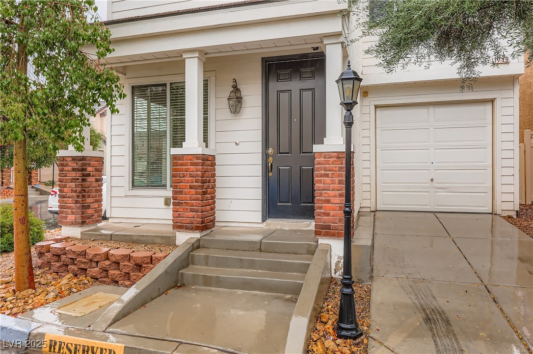 1719 Summer Blush Avenue