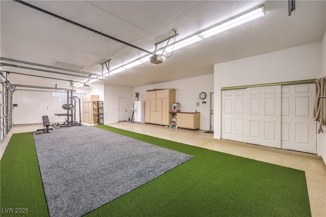 2228 Versailles Court