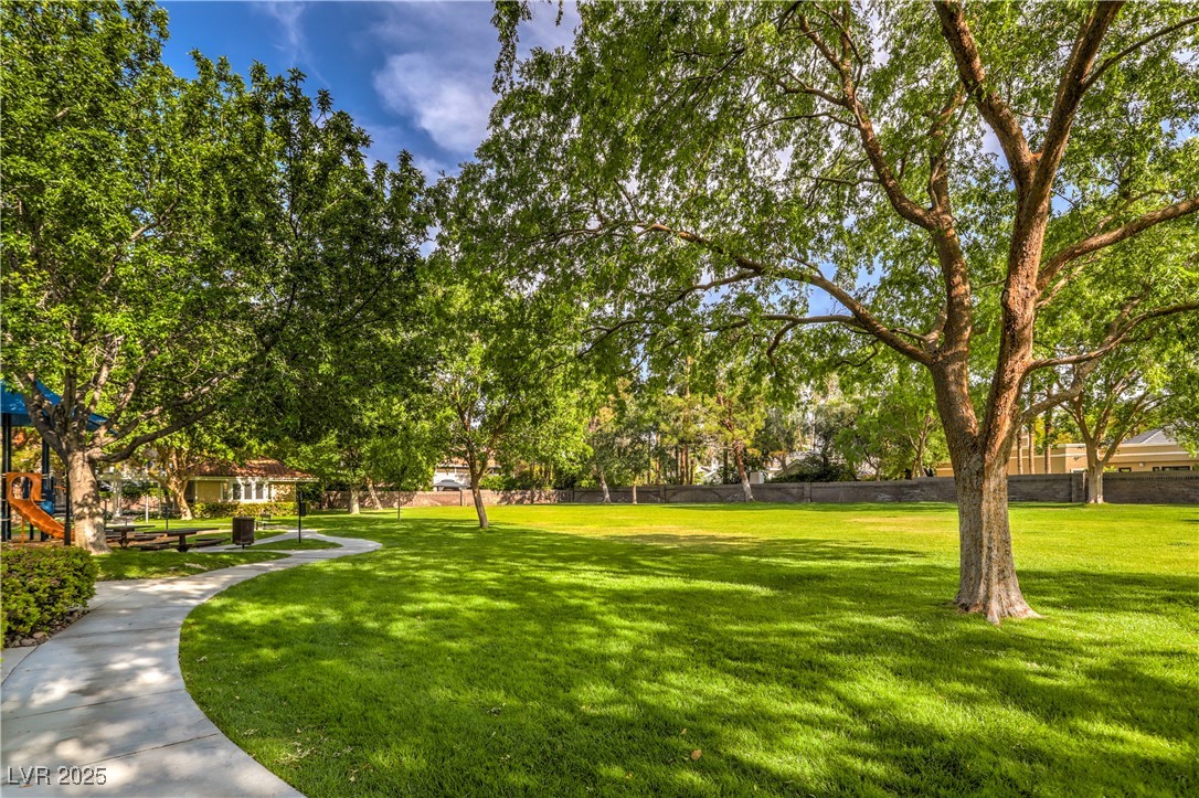 2228 Versailles Court