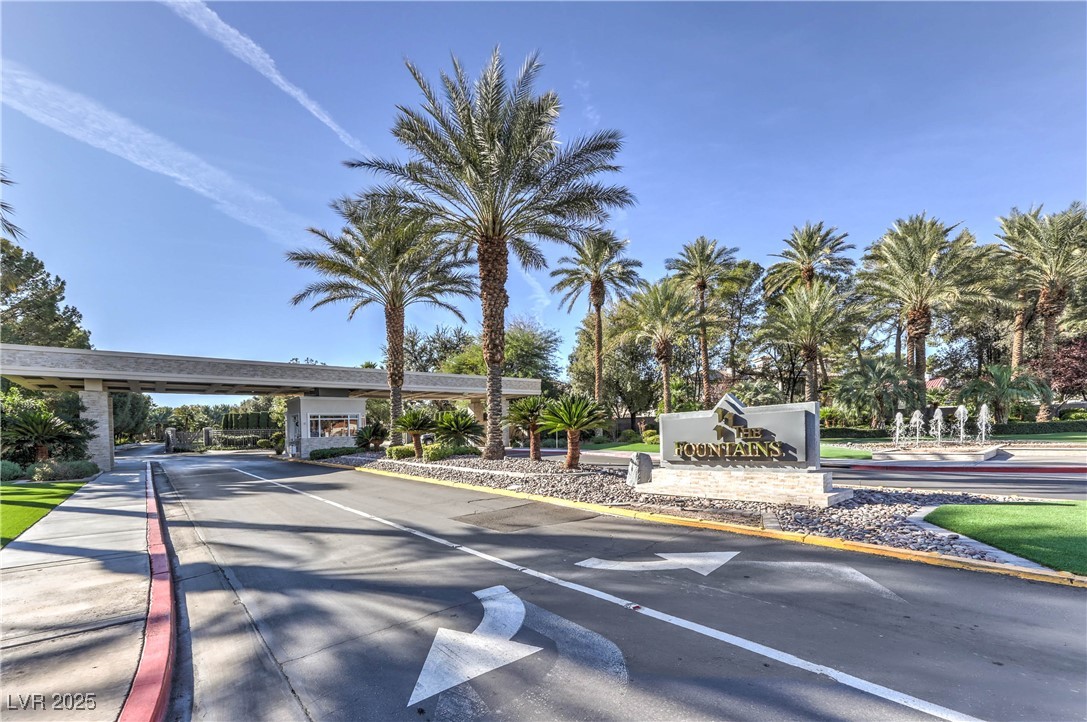 2228 Versailles Court