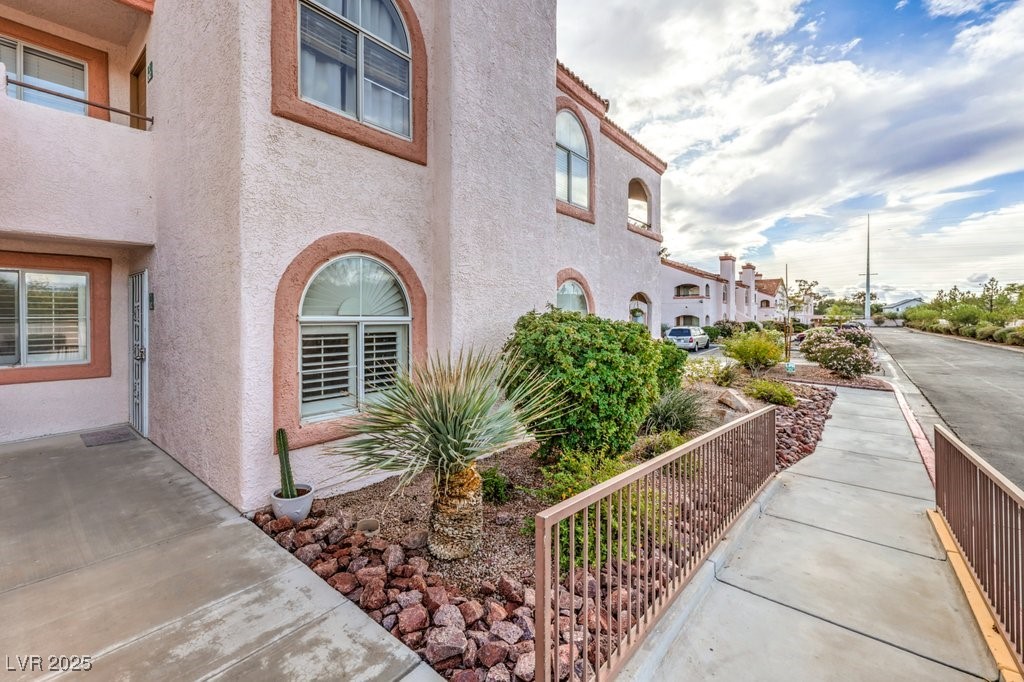 7570 West Flamingo Road 142