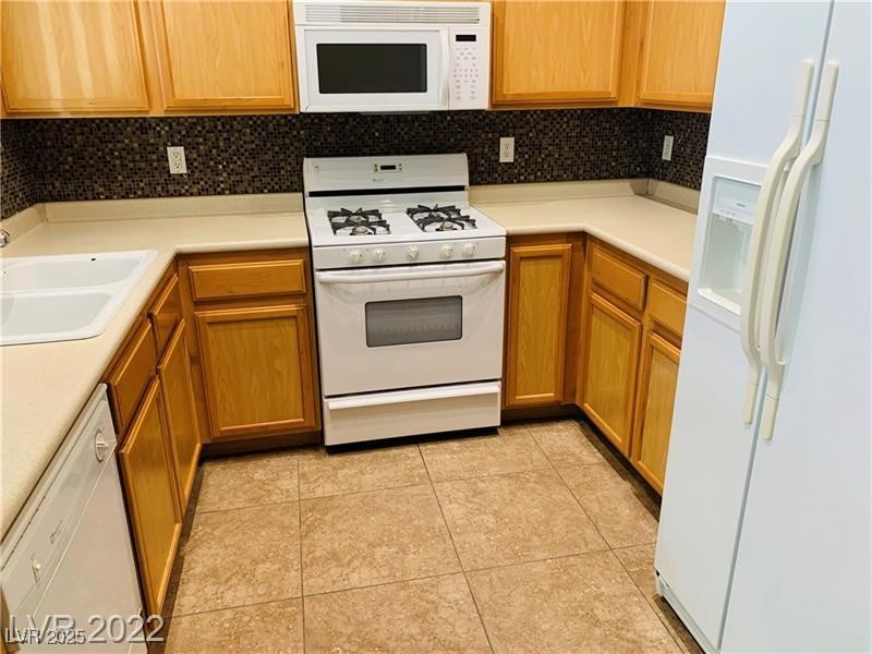 3460 Cactus Shadow Street 101