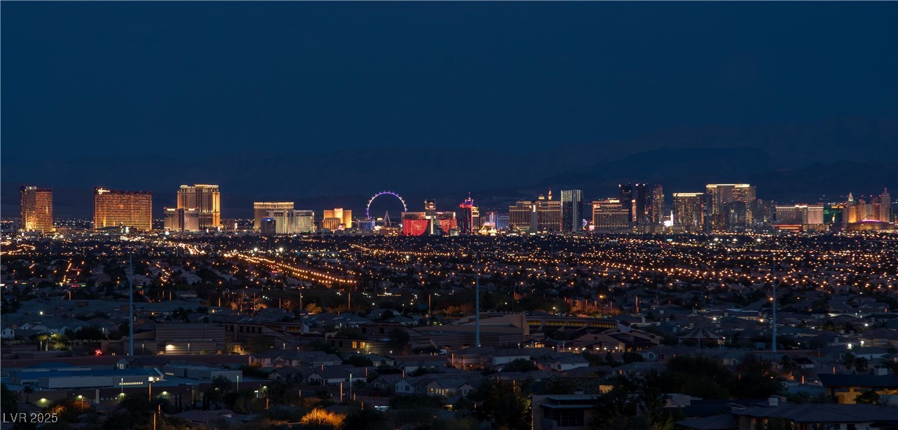 5 Promontory Pointe Lane