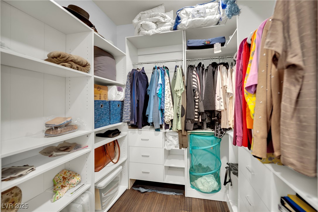 2409 Indigo Valley Street