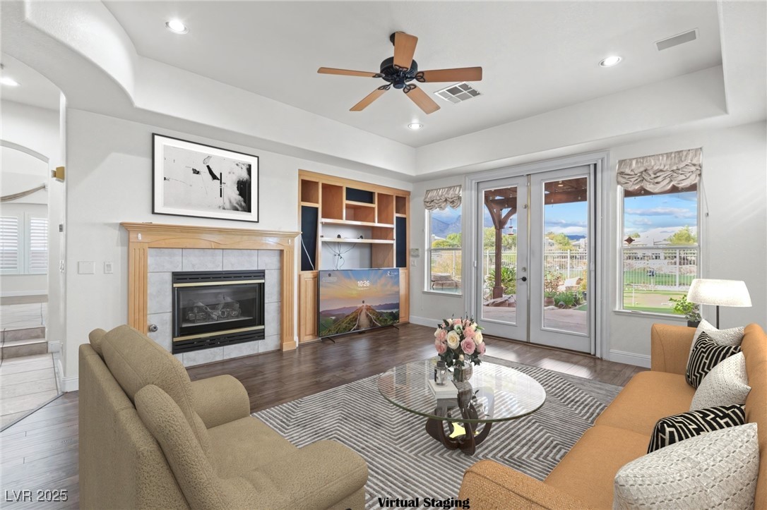 425 Pinnacle Heights Lane