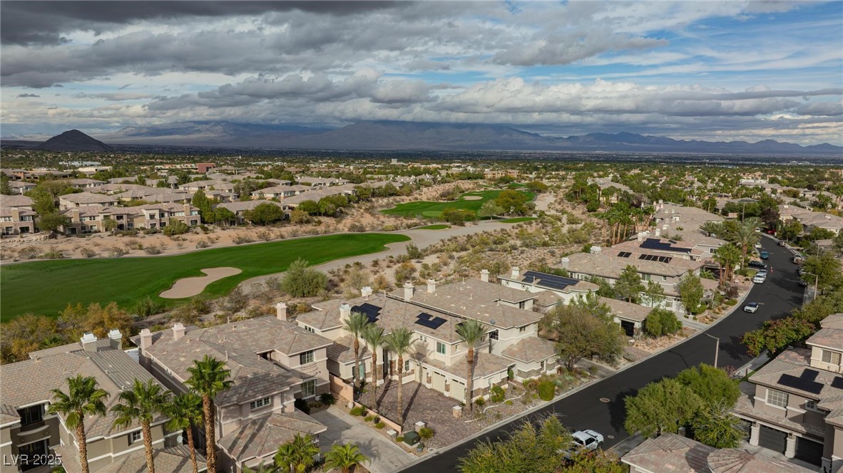 425 Pinnacle Heights Lane