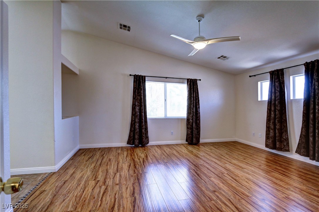 7545 Tumbling Street