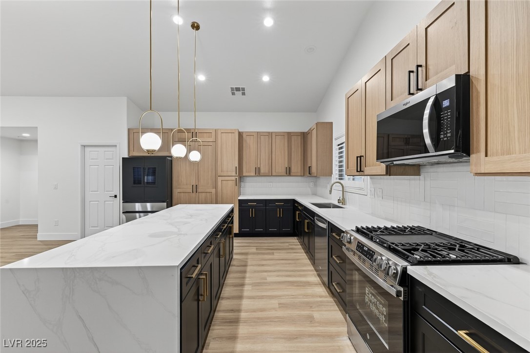 205 Derwent Place