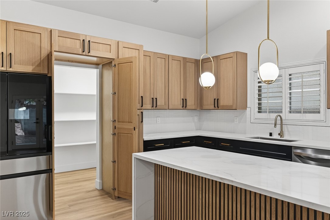 205 Derwent Place