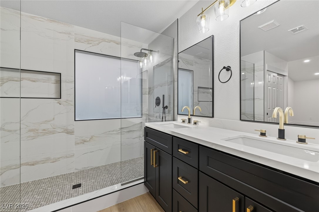 205 Derwent Place
