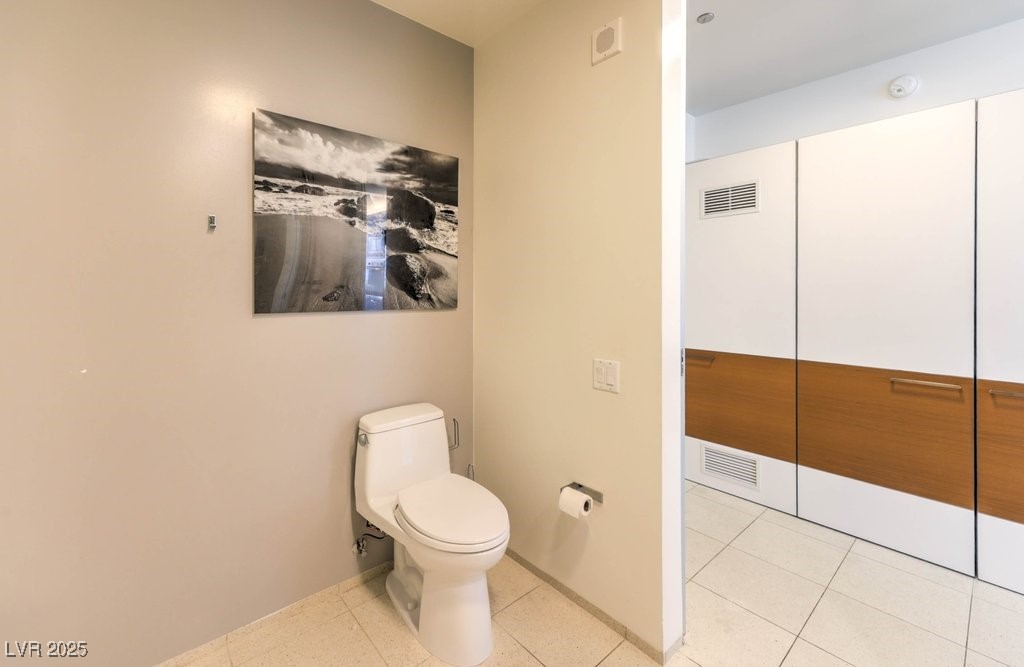 3722 Las Vegas Boulevard 708